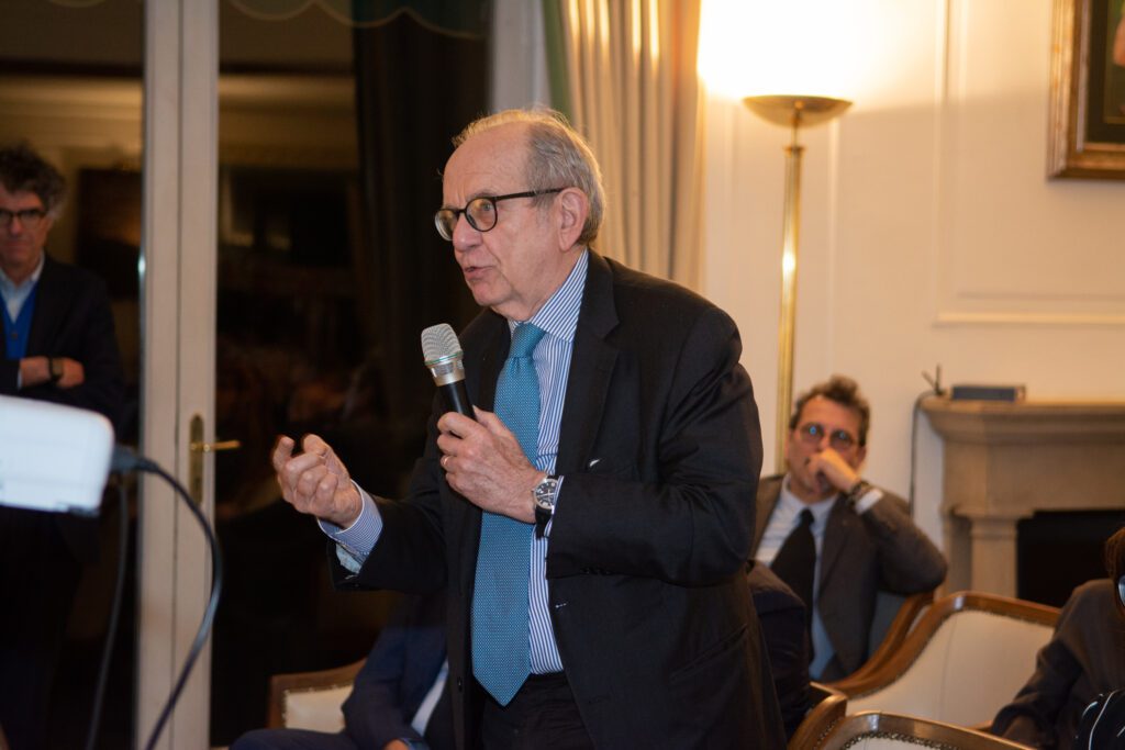 Tutela ambientale, efficientamento energetico e BTP Green. Ecco di cosa si è parlato alla prima conferenza green dell’Olgiata Golf Club 1 DSC3818