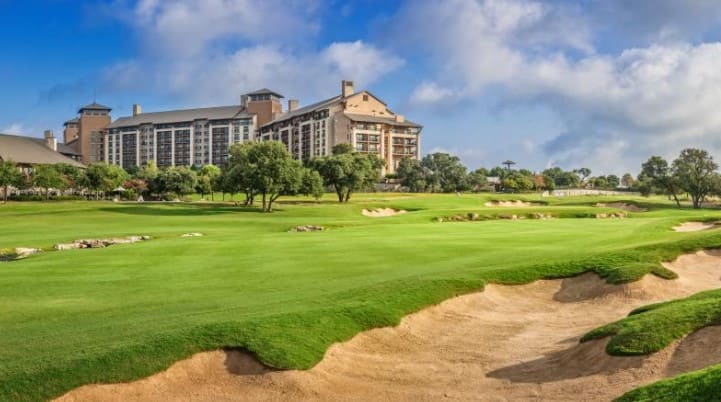 <strong>Golf italiano e internazionale: emozioni e sfide nei campi di tutto il mondo</strong> 1 Ultime notizie sul golf italiano e internazionale IL CIRCOLO DEL GOLF San Antonio TPC